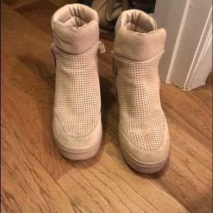 Steve Madden High Top Sneakers